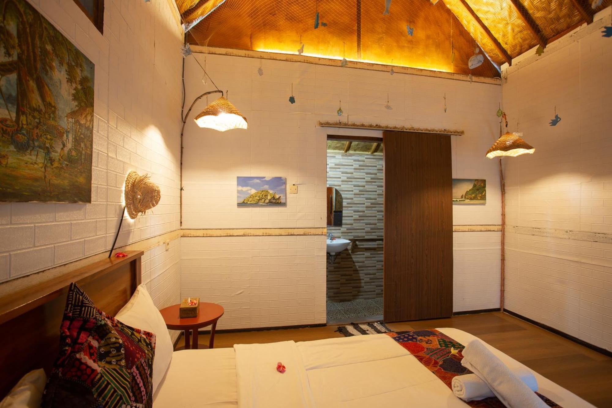 Fullmoon Bungalows Toyapakeh エクステリア 写真